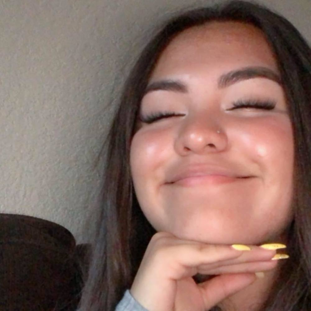 Meet your Posher, Perla